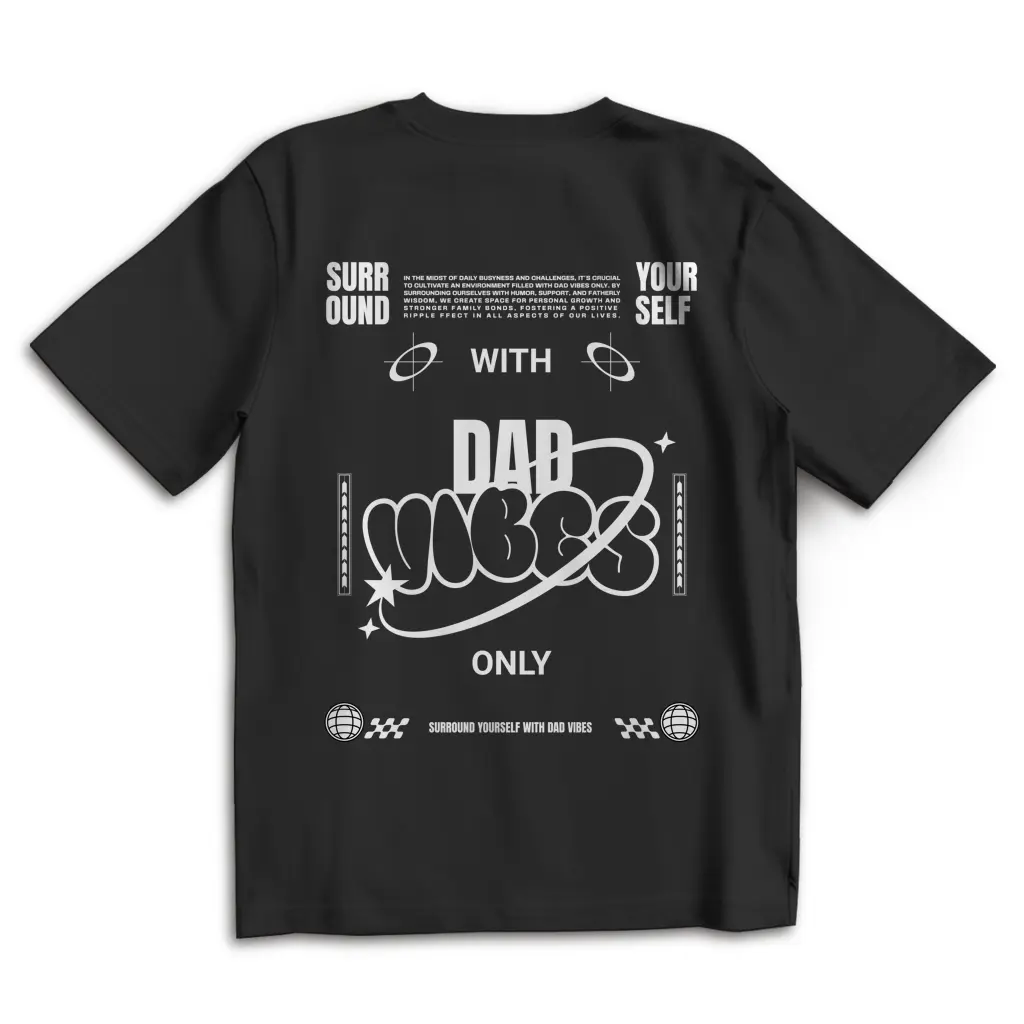 Dad Vibes Only – White Oversize T-Shirt – Streetwear für Väter – Rückenansicht | Vaterstück