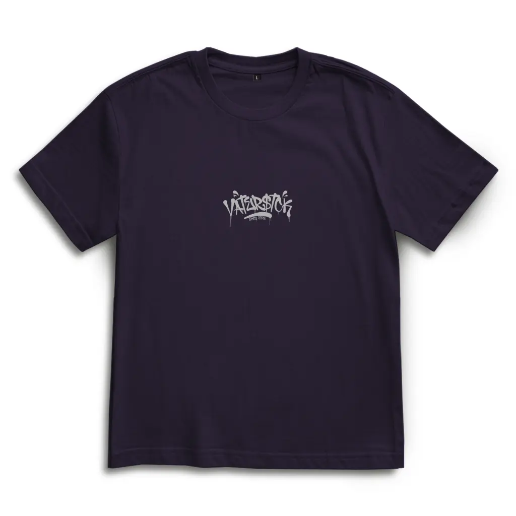 Signature Tag – Purple Night Oversize T-Shirt – Streetwear für Väter – Frontansicht | Vaterstück
