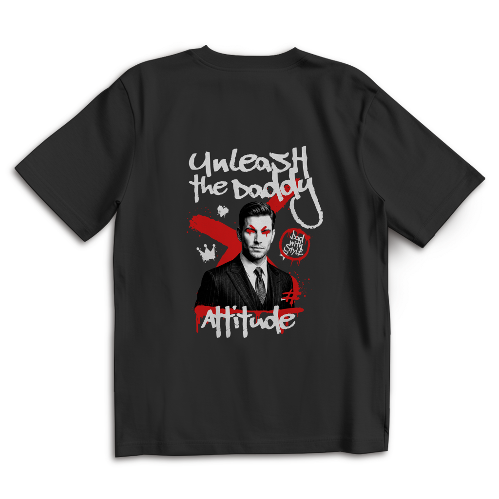 Daddy Attitude – Black Oversize T-Shirt – Streetwear für Väter – Rückenansicht | Vaterstück