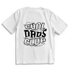 Cool Dads Club Manga – White Oversize T-Shirt – Streetwear für Väter – Rückenansicht | Vaterstück