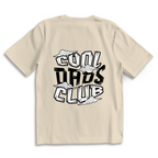 Cool Dads Club Manga – Sand Oversize T-Shirt – Streetwear für Väter – Rückenansicht | Vaterstück
