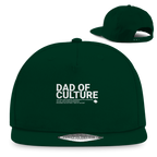 Dad of Culture – Green Snapback Cap – Streetwear für Väter – Frontansicht | Vaterstück